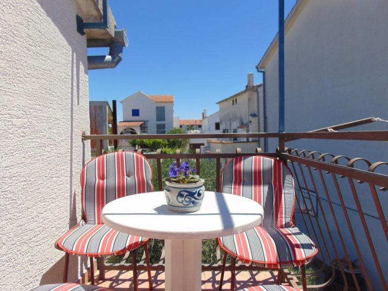 Apartment Mirjana Vodice Exteriör bild